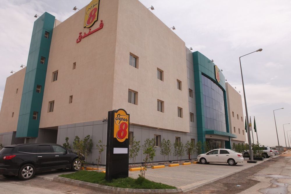 Super 8 Hotel Al Riyadh By Wyndham Esterno foto
