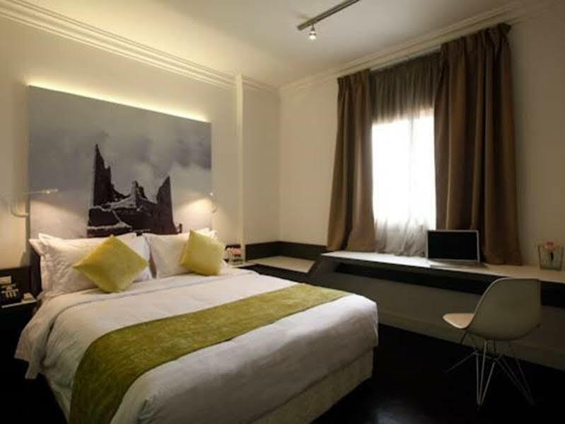 Super 8 Hotel Al Riyadh By Wyndham Esterno foto